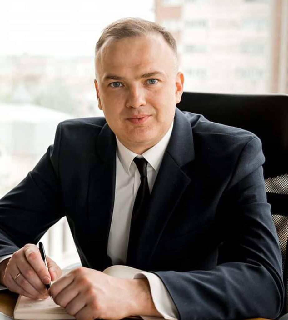 Менчук Максим Володимирович 